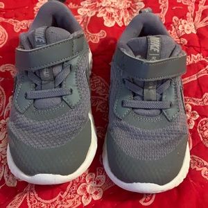 Toddler size 9 shoes